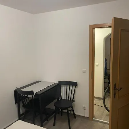 Monteursunterkunft Egenhofen - Fitters' Accommodation With Shared Kitchen Buitenkant foto
