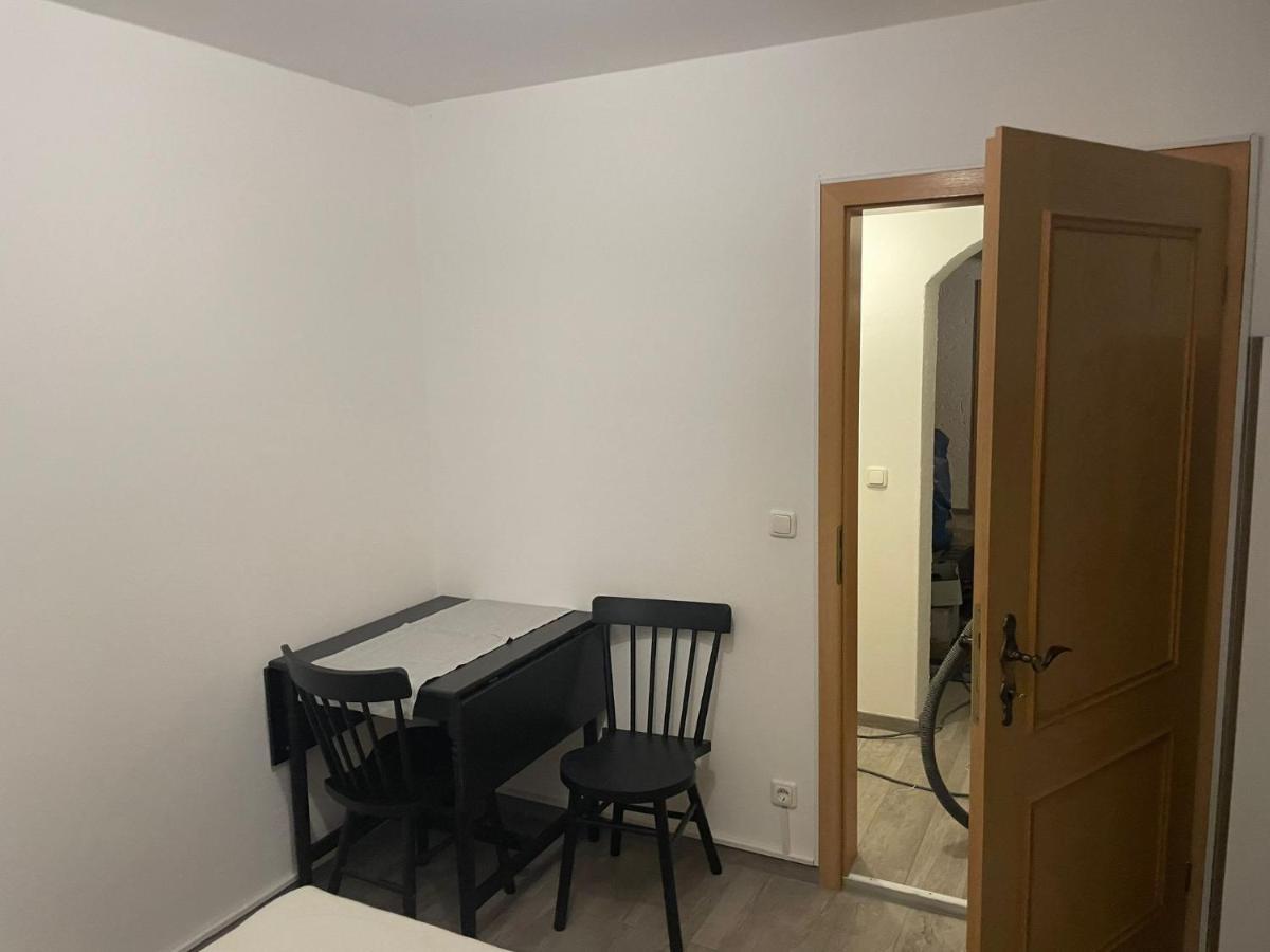 Monteursunterkunft - Fitters' With Shared Kitchen